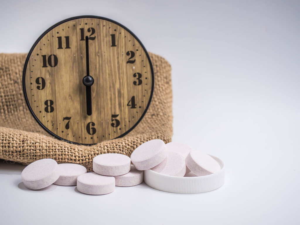 Qual é o melhor horário para tomar cálcio e vitamina D?